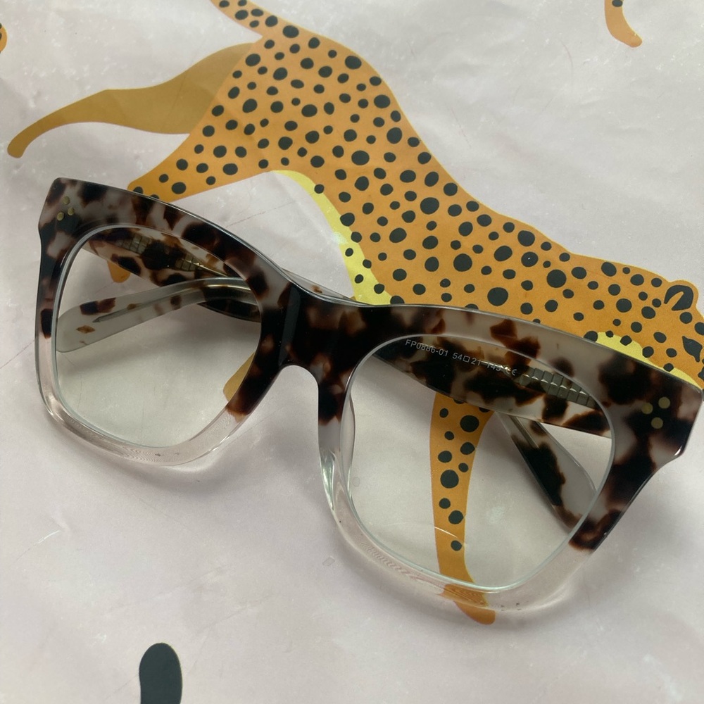 Tortoise Shell Glasses “Nerd”-chic - Picture 11 of 16